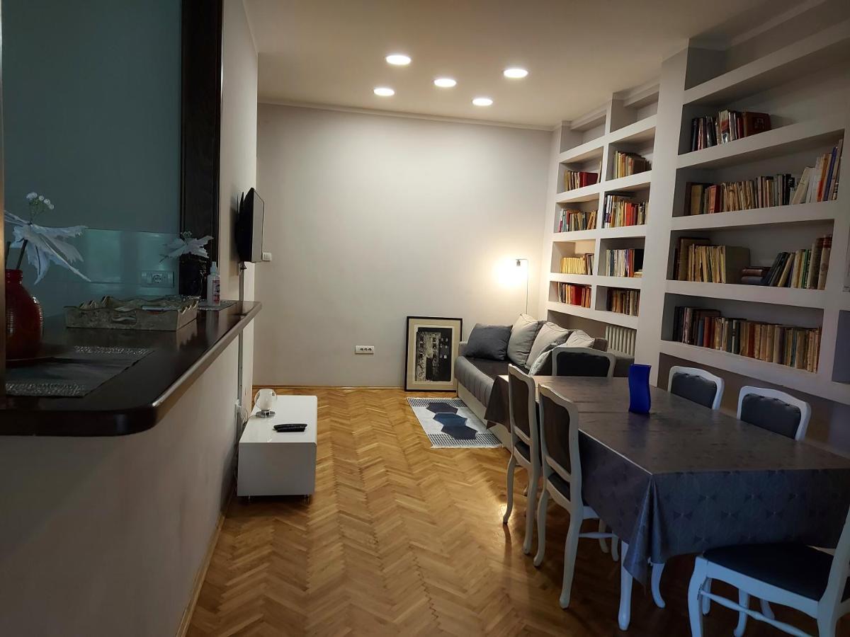 Downtown Apartment In Walk Zone With 3 Bedrooms And Garage 诺威萨 外观 照片