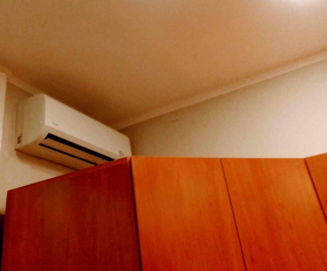 Downtown Apartment In Walk Zone With 3 Bedrooms And Garage 诺威萨 外观 照片